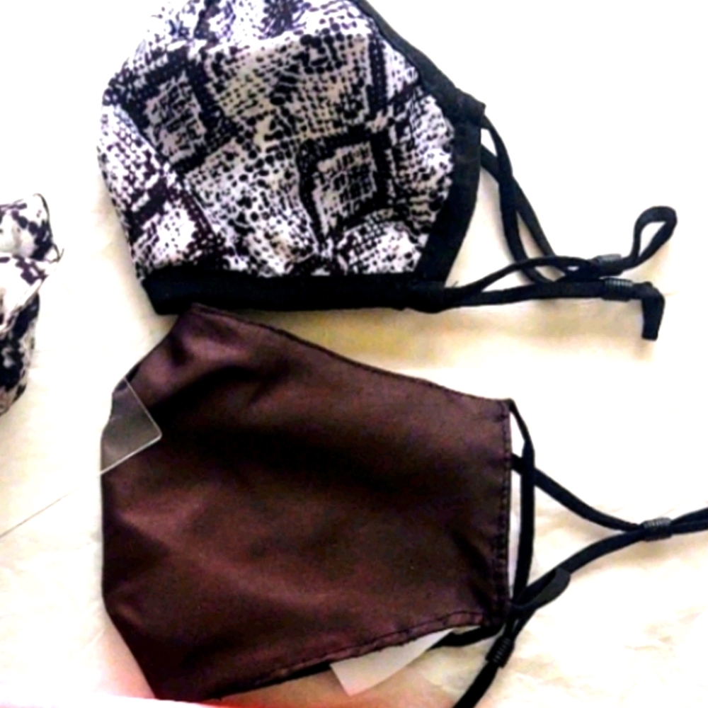 Super cute set of scrunchies, masks, keychain bag!